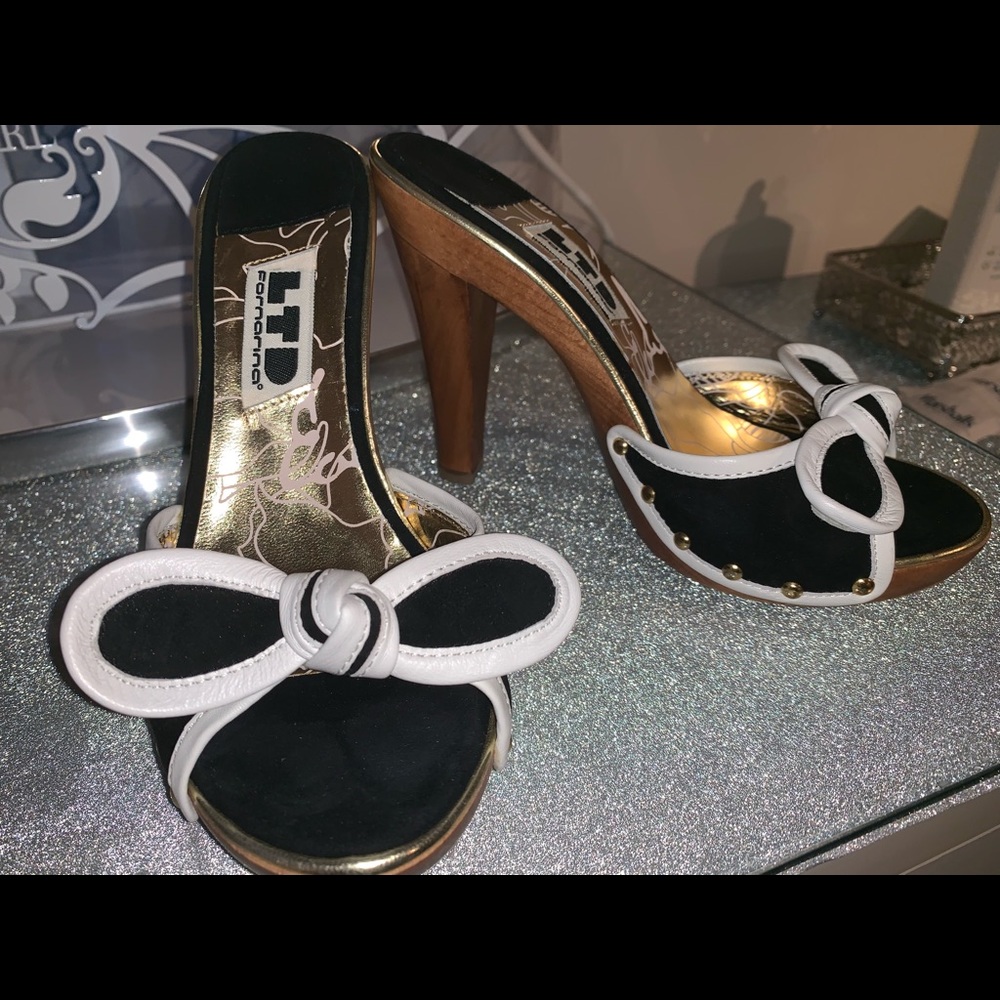 Black and white bow heels